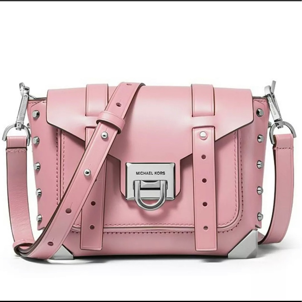 ⛔️SOLD⛔️Michael Kors Manhattan Pale Lilac